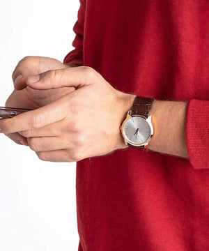 Produktbild av Calvin Klein K2G226G6, unisexklocka med 37 mm boett.