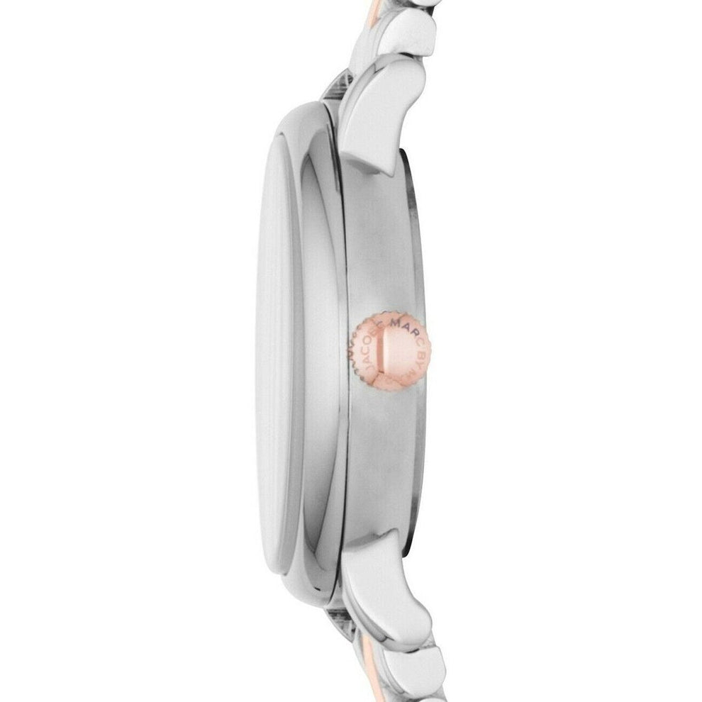 Produktbild av Marc Jacobs MBM3331, Baker damklocka med 28 mm boett.