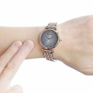 Produktbild av Emporio Armani Gianni AR1725, damklocka med Ø32 mm boett.