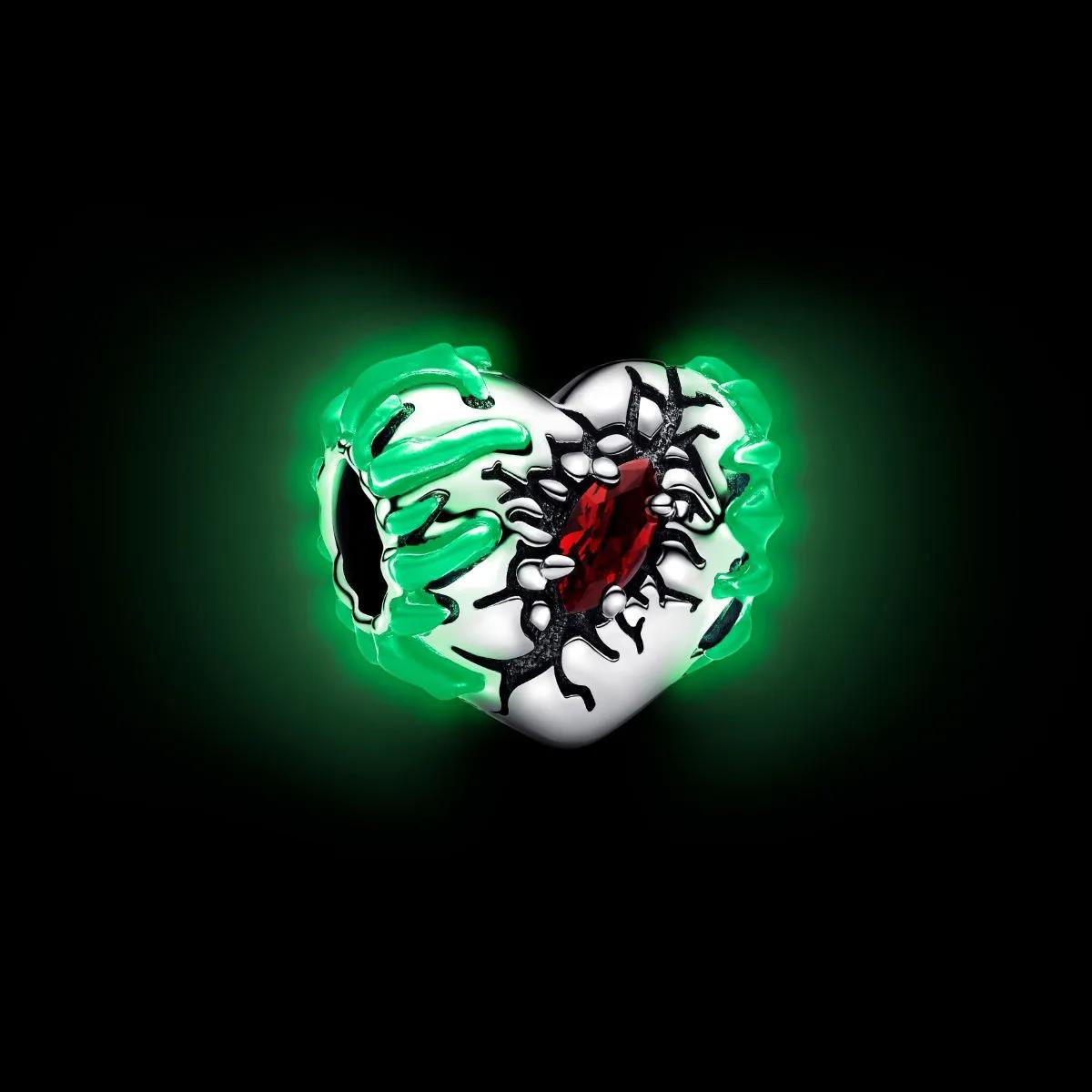 Pandora Stranger Things Glow-in-the-Dark Heart-Shaped Charm WRIST SWEDEN