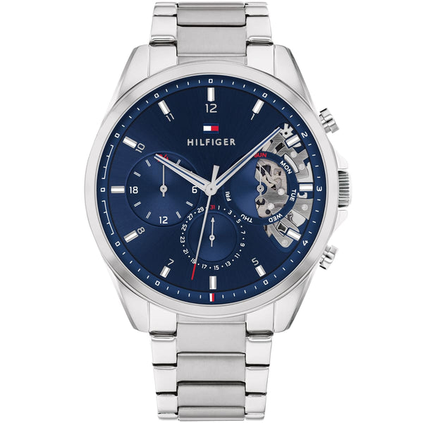 Tommy Hilfiger Baker 1710448 herrklocka med silverfärgat stålarmband och blå urtavla, visad framifrån.
