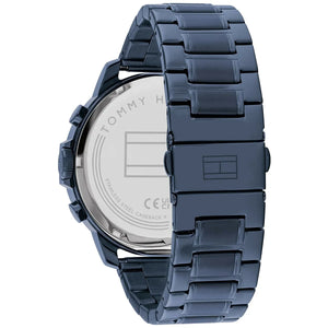Tommy Hilfiger Luca 1710493 herrklocka med blått stålarmband och blå boett, visad framifrån.