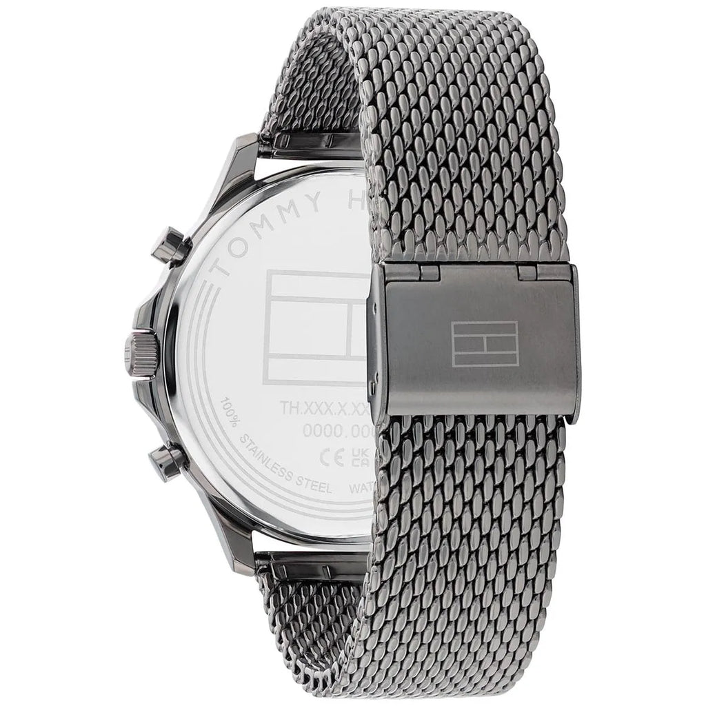 Tommy Hilfiger Ryder 1710500 herrklocka med grått stålarmband och grå boett, visad framifrån.