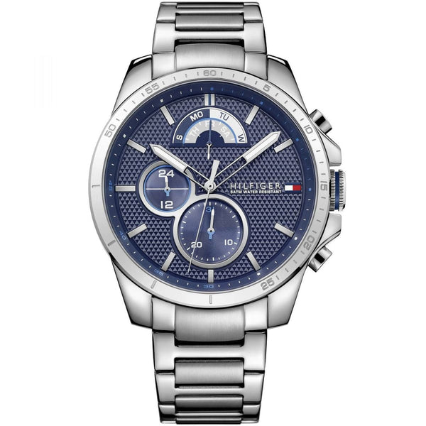 Tommy Hilfiger Decker 1791348 herrklocka med silverfärgat stålarmband och blå urtavla, visad framifrån.