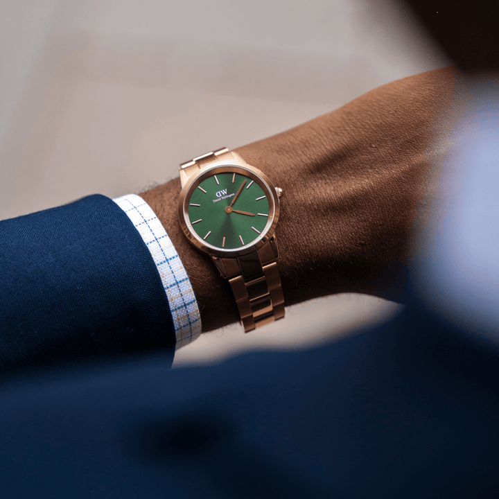 Produktbild av Daniel Wellington DW00100420, Iconic Emerald damklocka med 32 mm boett.
