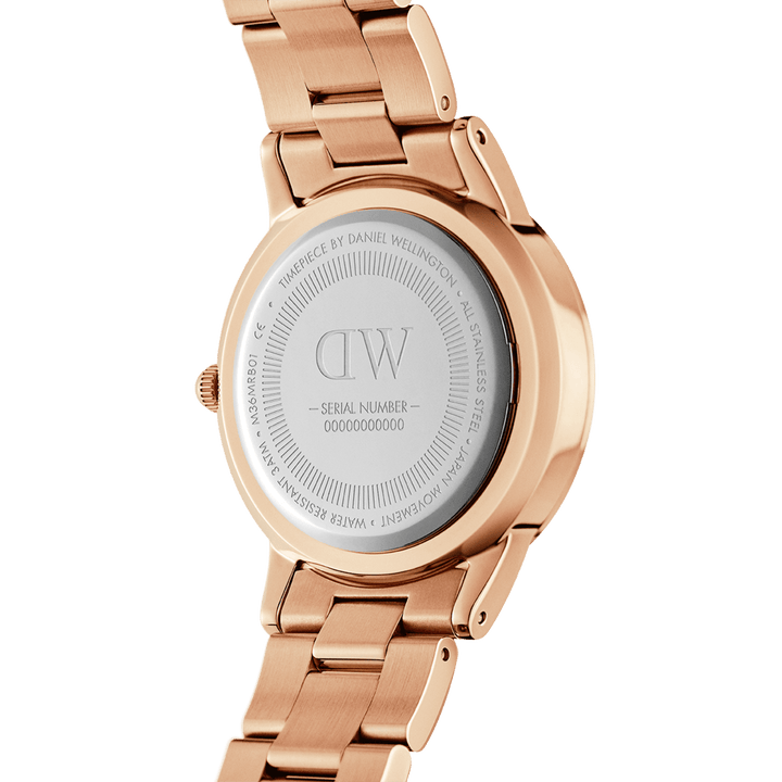 Produktbild av Daniel Wellington DW00100214, Iconic Link damklocka med 28 mm boett.
