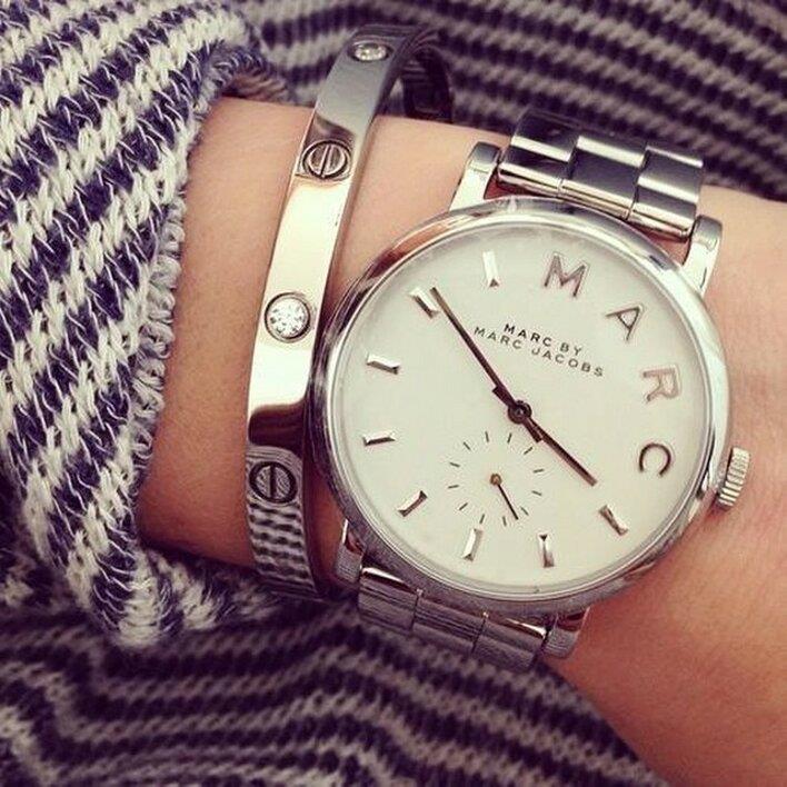 Produktbild av Marc Jacobs MBM3242, Baker damklocka med 36 mm boett.