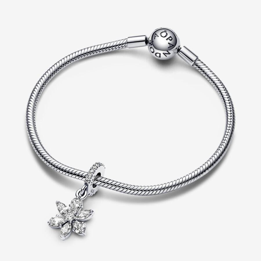 Funkelnder Herbarium Cluster Charm-Anhänger WRIST SWEDEN