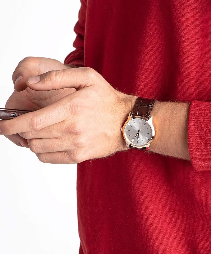 Produktbild av Calvin Klein K2G226G6, unisexklocka med 37 mm boett.
