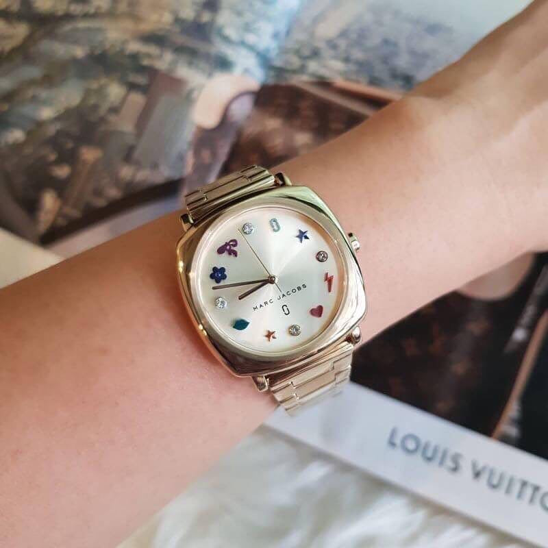 Produktbild av Marc Jacobs MJ3549, Mandy damklocka med 34 mm boett.