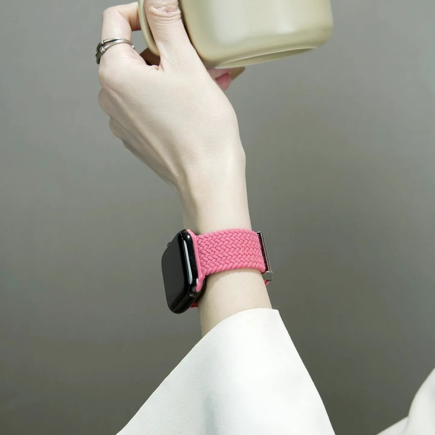 Apple Watch Flätad Sololoop Band - Rosa Wrist Sweden