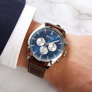 Produktbild av Hugo Boss 1513709, Pioneer herrklocka med 44 mm boett.