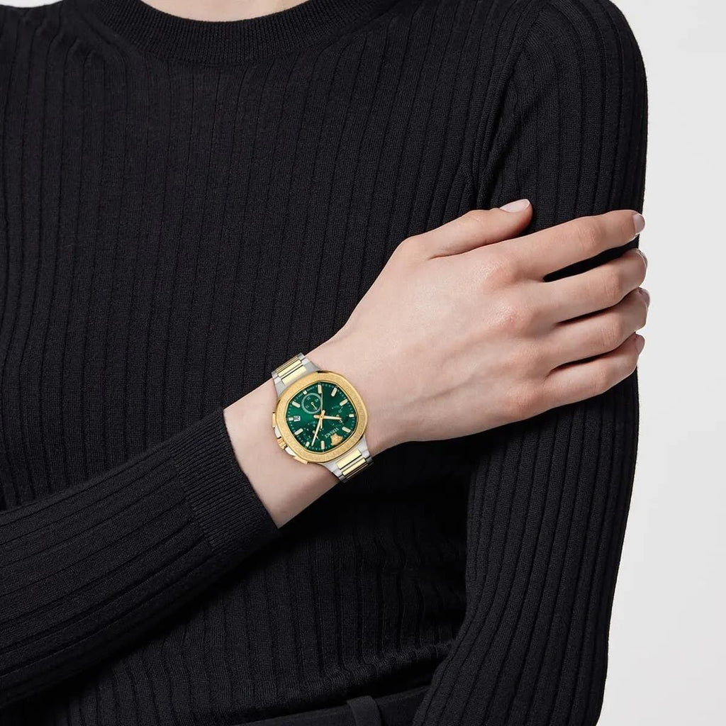 Versace VRSCVEVCA0624 Women's Watch VEVCA0624 WRIST SWEDEN