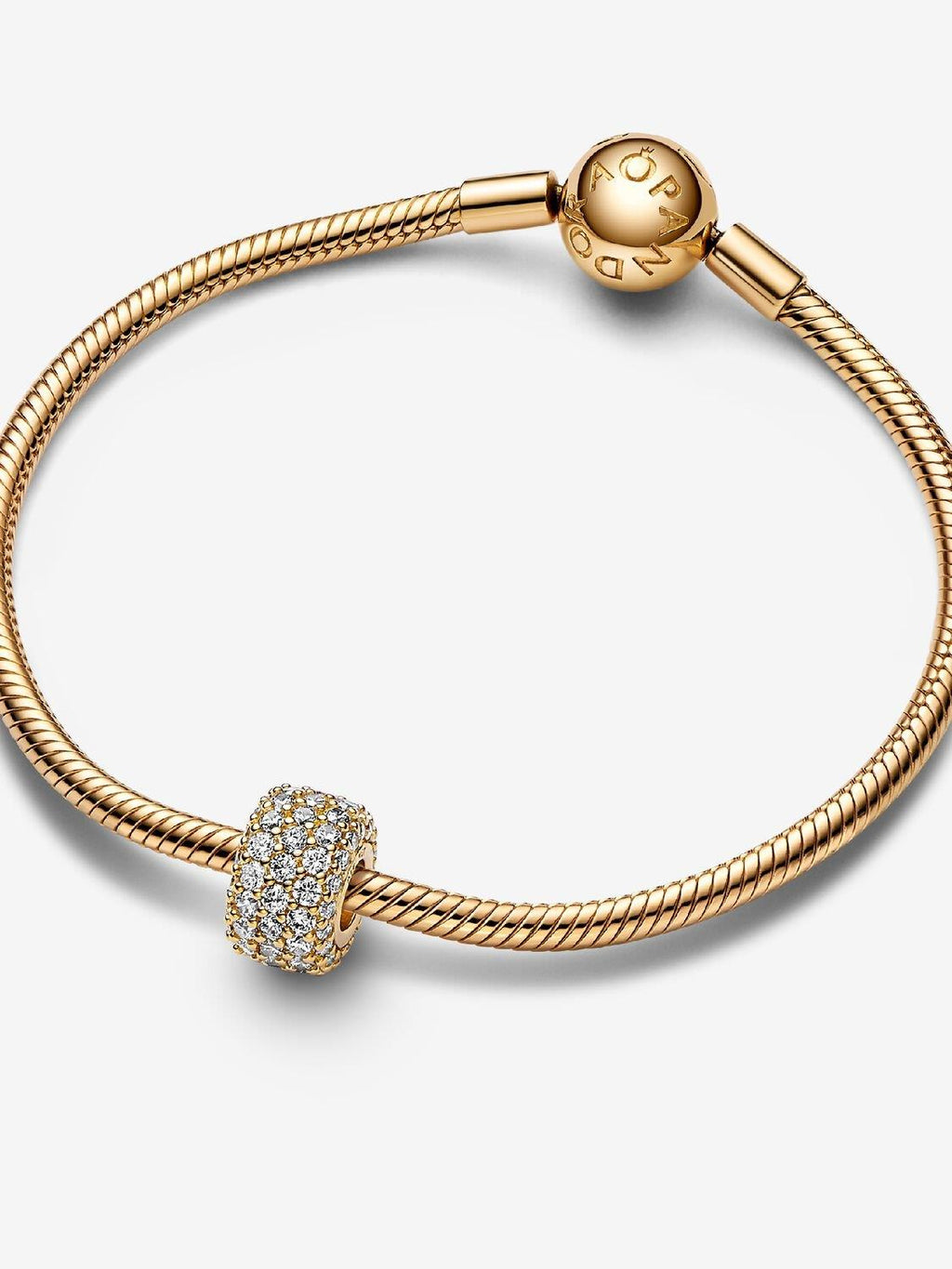 Pandora Funkelndes Dreireihiges Pavé-Charm 14 Karat Vergoldung WRIST SWEDEN