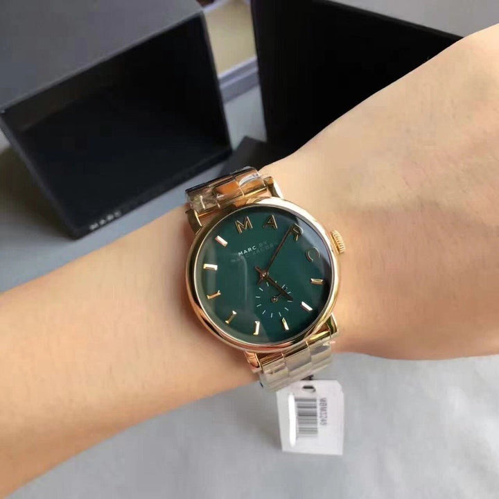 Produktbild av Marc Jacobs MBM3245, Baker damklocka med 36 mm boett.