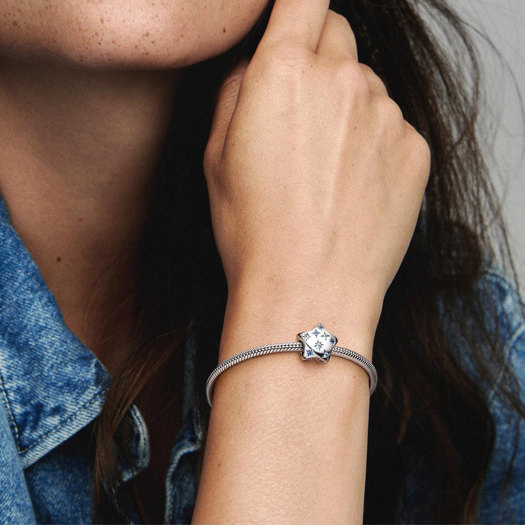 Pandora Star sterling silver charm with stellar blue and icy blue crystal Pandora