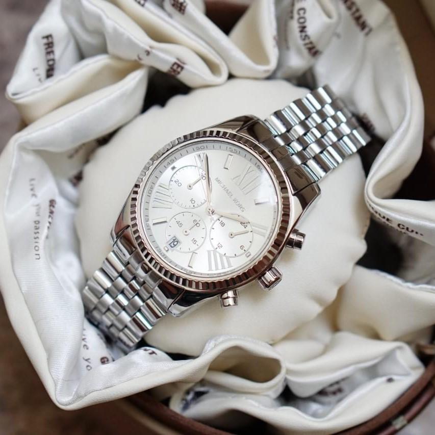 Michael Kors MK5555 - Lexington Silver WRIST SWEDEN