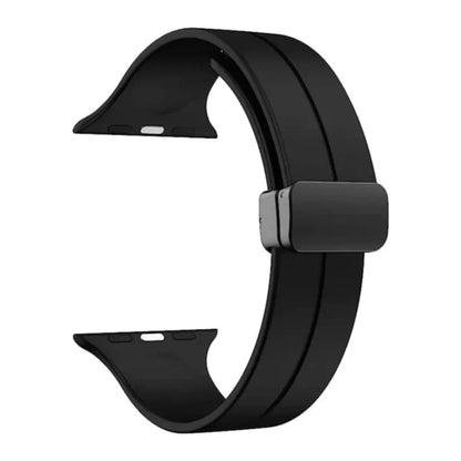 svart armband isilikon av modellen nifty line on till apple watch från wrist sweden