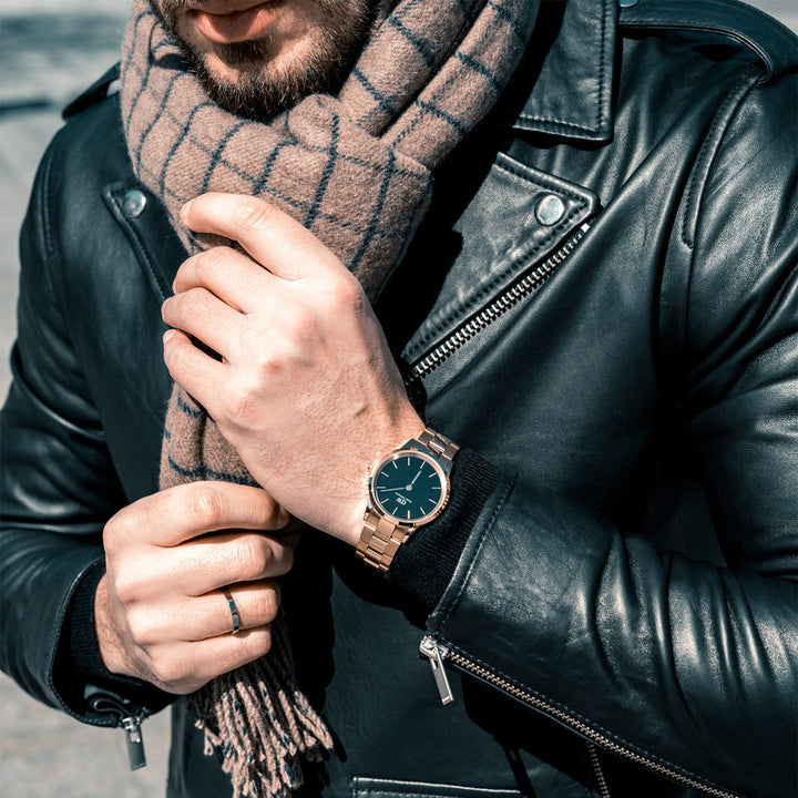 Produktbild av Daniel Wellington DW00100214, Iconic Link damklocka med 28 mm boett.
